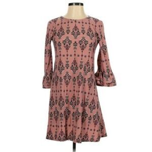 Pink Rose Womens Sz Small 3/4 Ruffle Sleeve Dress Dark Pink Medallion